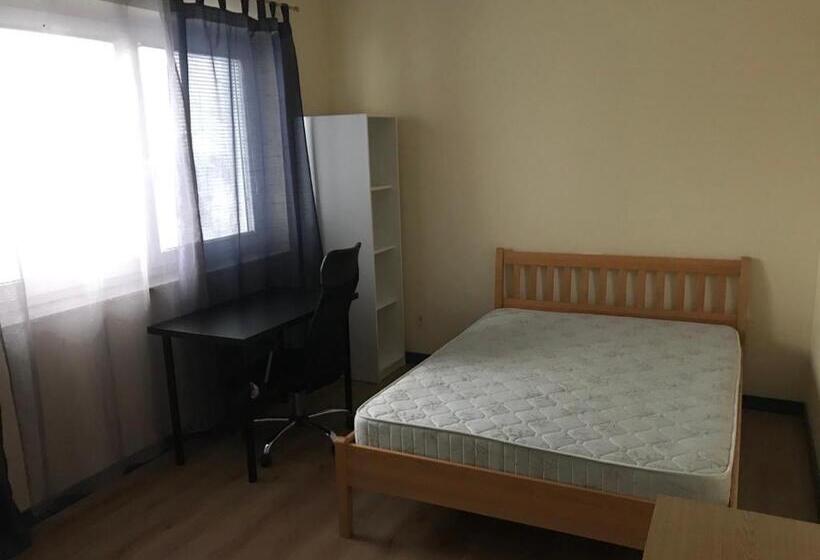 هتل Vv Way Lisica Zvitorepka