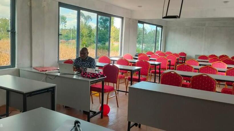 هتل Njata Country House