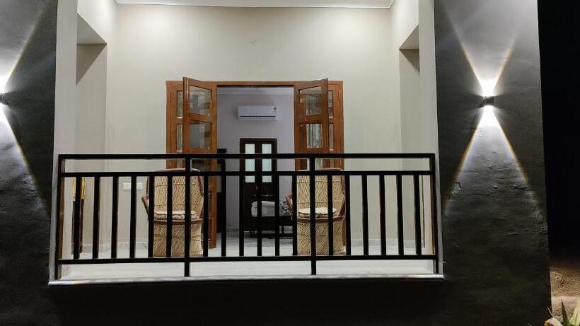 Отель Sariska Nature Estate