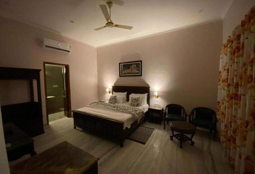 فندق Sariska Nature Estate