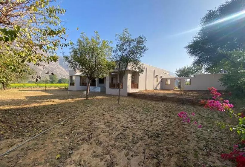 ホテル Sariska Nature Estate