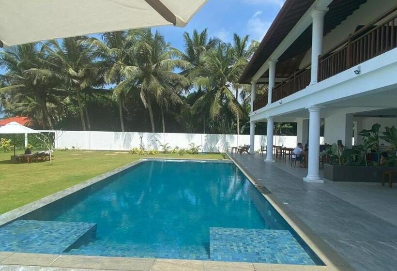 Отель Sea Star Boutique