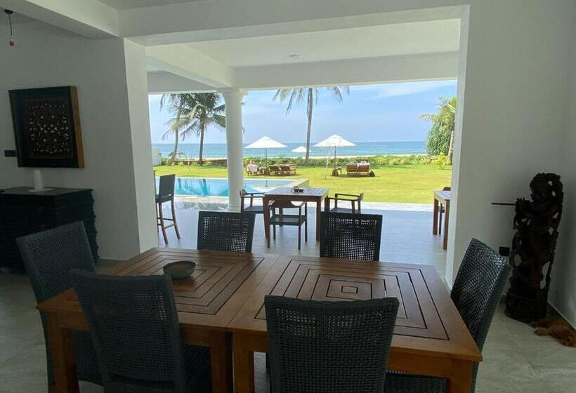 Отель Sea Star Boutique