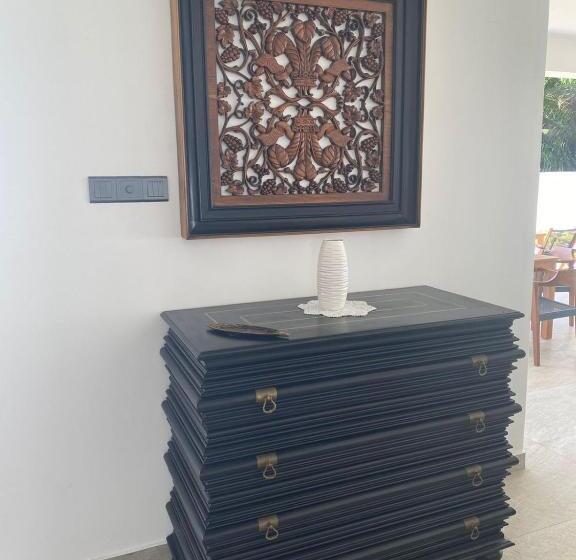 Отель Sea Star Boutique