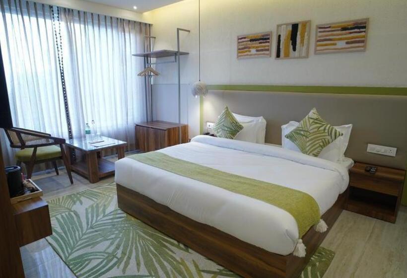 Отель The Manor House Boutique Stays