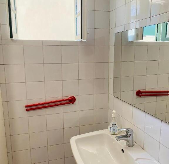 Пансион Beach Tree House