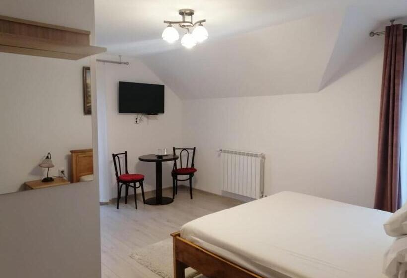 پانسیون Casa Nobilis Plus