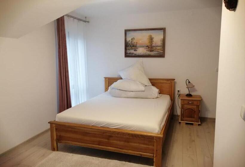 پانسیون Casa Nobilis Plus