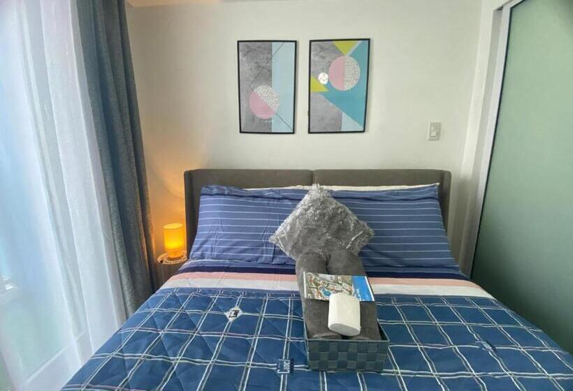 膳宿费 Condo Azure Staycation In Paranaque City View