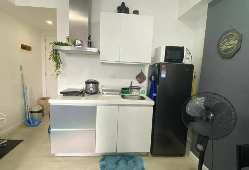 پانسیون Condo Azure Staycation In Paranaque City View