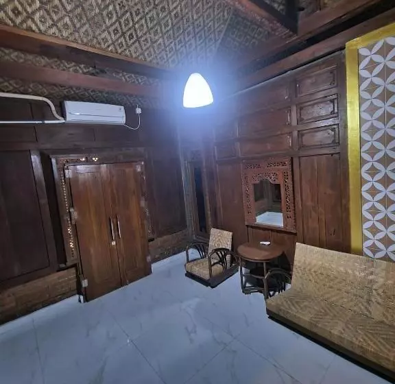 Pension Joglo Wismono Prambanan