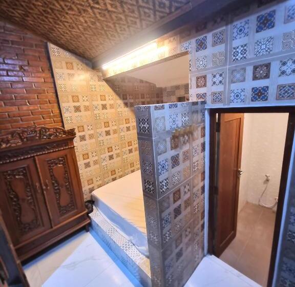 Pansiyon Joglo Wismono Prambanan