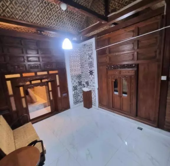 Pension Joglo Wismono Prambanan