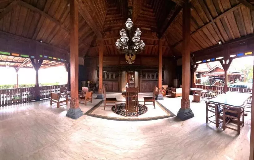 Pension Joglo Wismono Prambanan