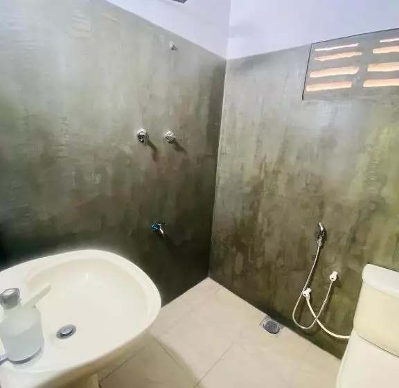 Majatalo Jungle Beach Inn