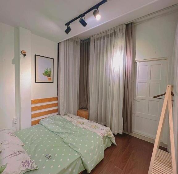 پانسیون Owen Homestay