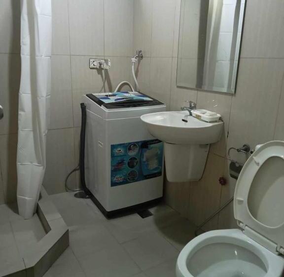 Shell Residences Moa 3