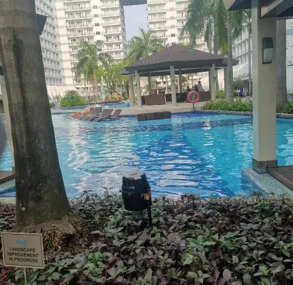 Shell Residences Moa 3