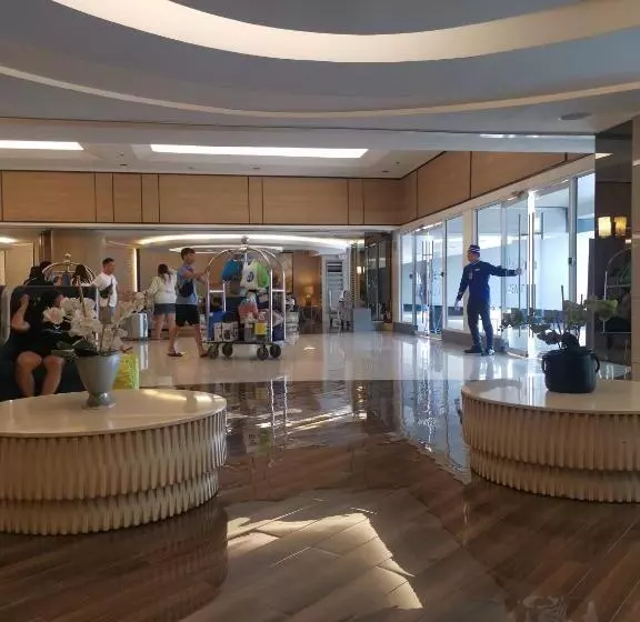 Shell Residences Moa 3