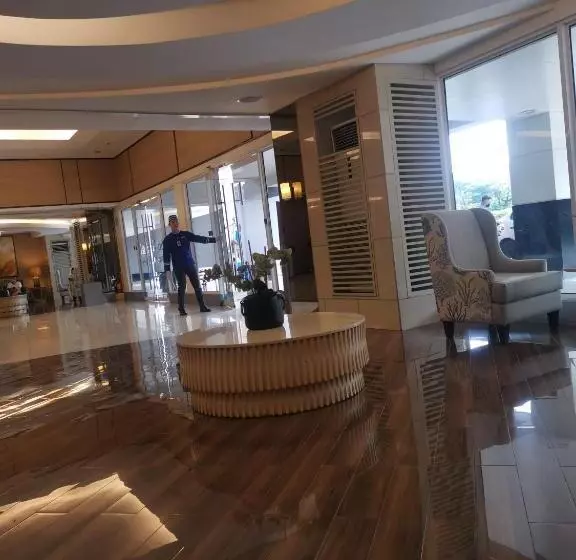 Shell Residences Moa 3