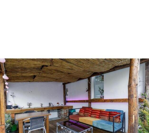 تختخواب و صبحانه Divinahome