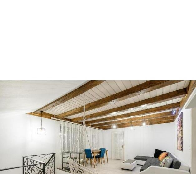 تختخواب و صبحانه Divinahome