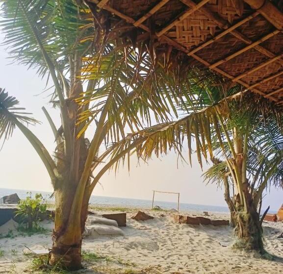 مبيت وإفطار Havana Beach Villa