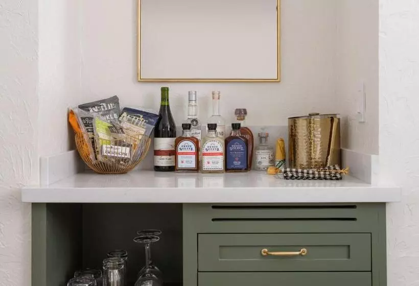 ベッドアンドブレックファースト Petit Soleil   Bed, Breakfast And Bar