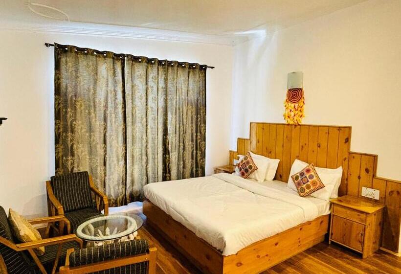 تختخواب و صبحانه The Mystical Cascade Villa