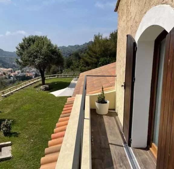 Bed & Breakfast At Villa Monti
