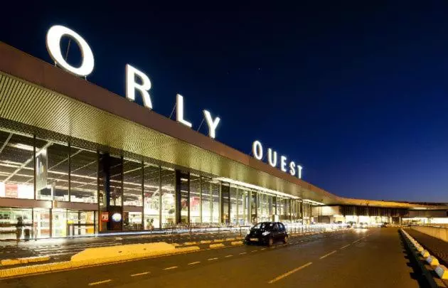 4pers 2lits 5 Min Aéroport Orly,navette Et Parking Extra,location En Nuit Et Jourchez Sandro