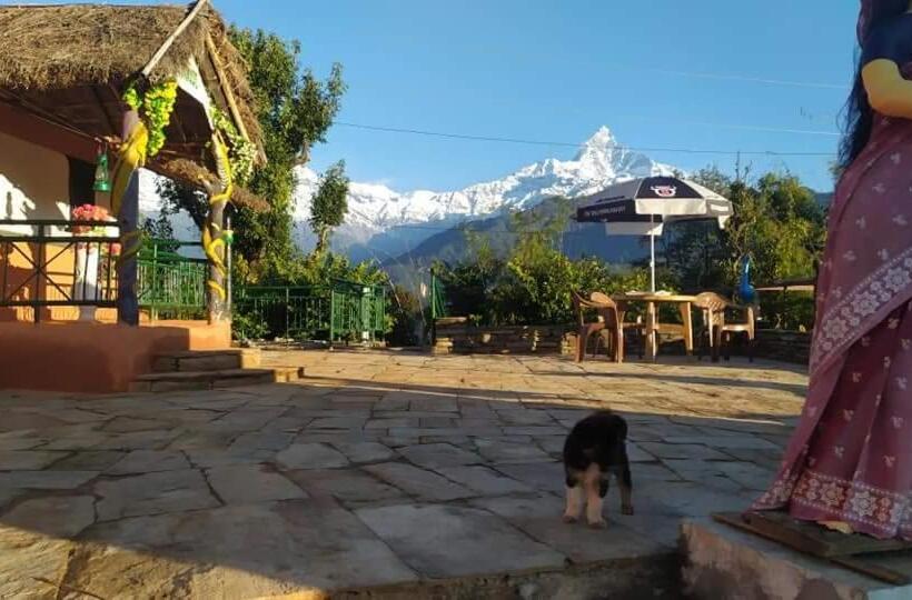 هتل Astam Farm House Homestay