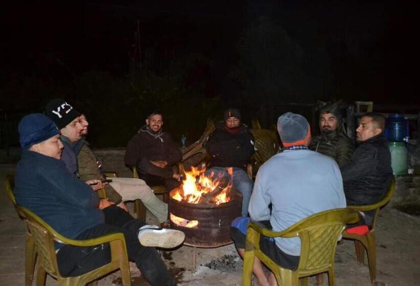 هتل Astam Farm House Homestay