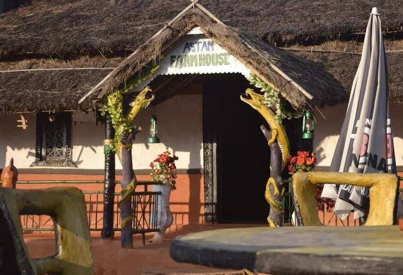 هتل Astam Farm House Homestay
