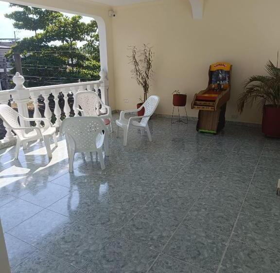 Kapsül Otel Cambulos House