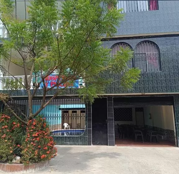 カプセルホテル Cambulos House