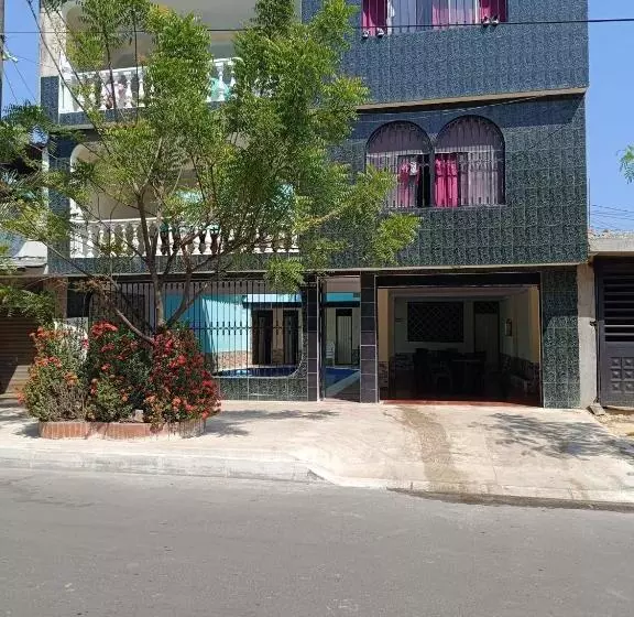 カプセルホテル Cambulos House