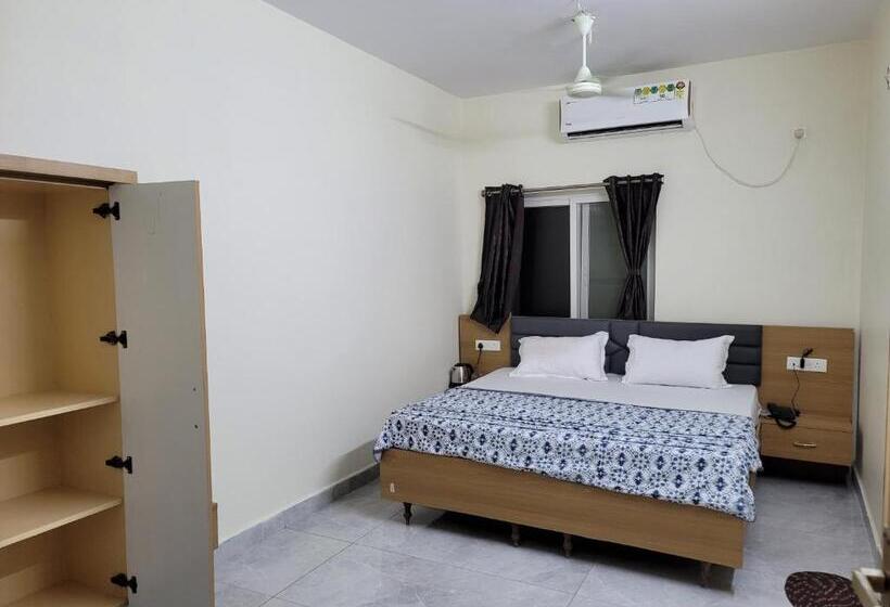 Hotel Deepak Retreat