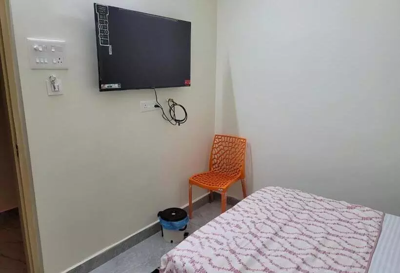 Hotelli Deepak Retreat