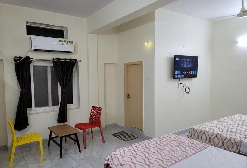 Hotel Deepak Retreat