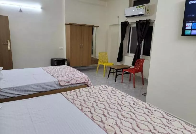 Hotelli Deepak Retreat