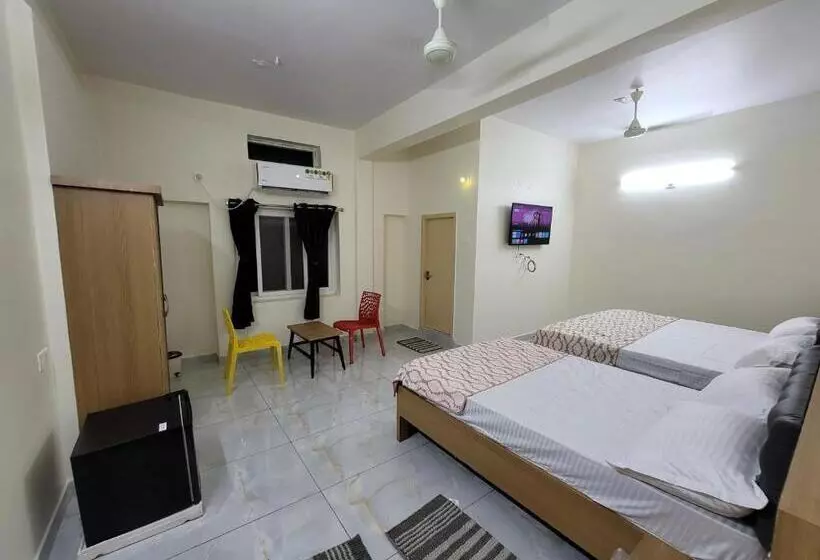 Hotelli Deepak Retreat