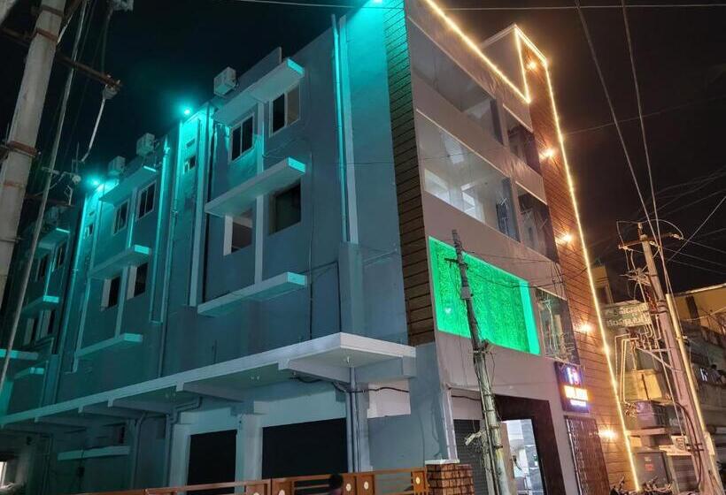 Hotel Deepak Retreat