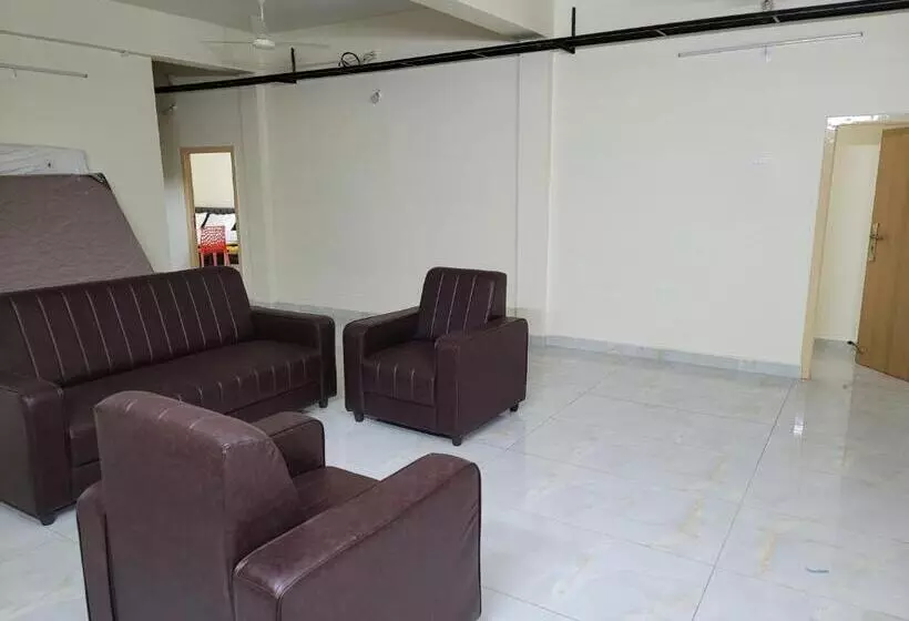 Hotelli Deepak Retreat