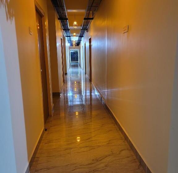 Hotel Deepak Retreat