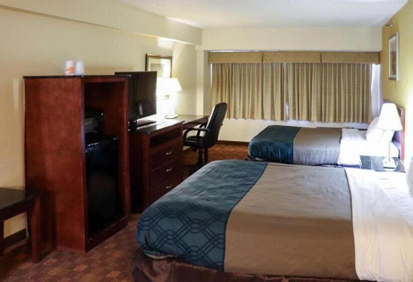 فندق Dominion Inn & Suites