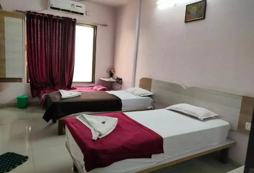 Fabhotel Green Valley I
