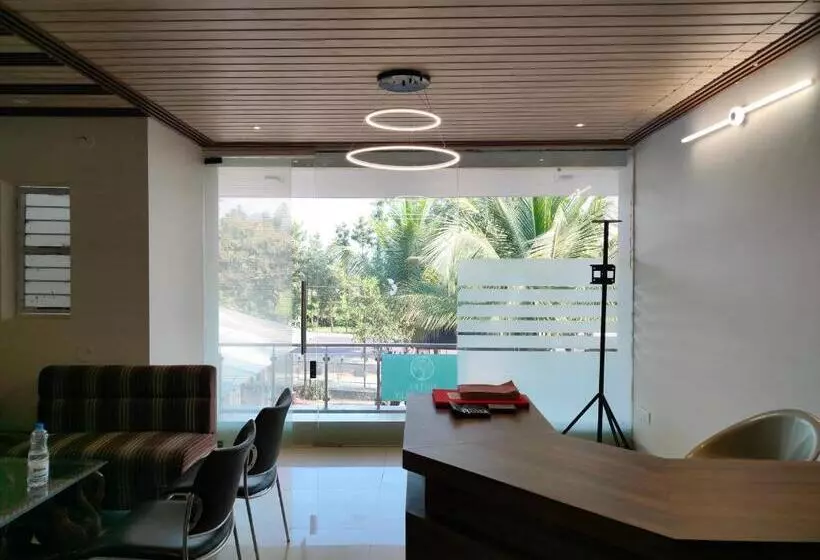 Fabhotel Green Valley I