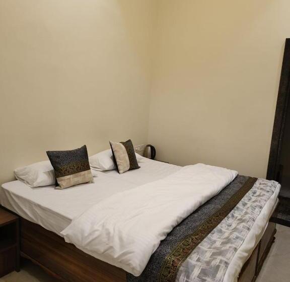 酒店 Heritage Haveli Varanasi