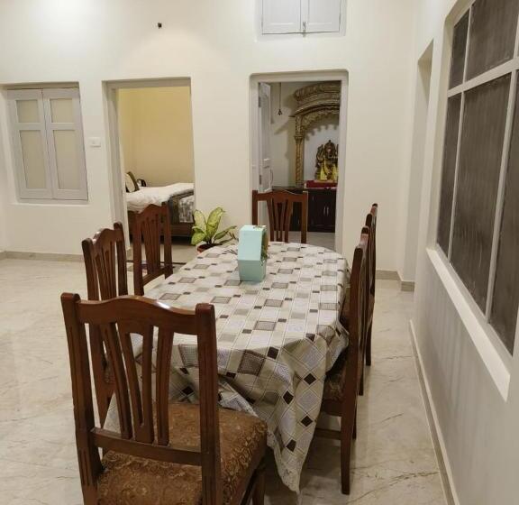 酒店 Heritage Haveli Varanasi